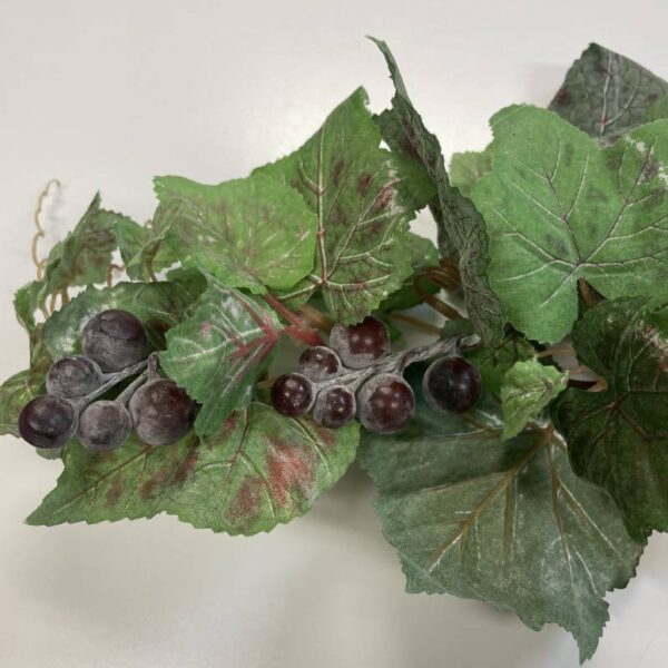 26" grape-leaf swag-close-up 3