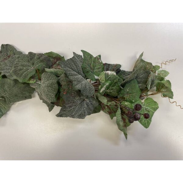 26" grape-leaf swag-close-up 2